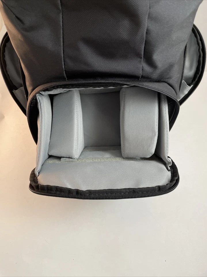 Mochila para cámara Case Logic para DSLR - TBC307 con tubo de lente y bolsillos de almacenamiento Foto 2 de 4