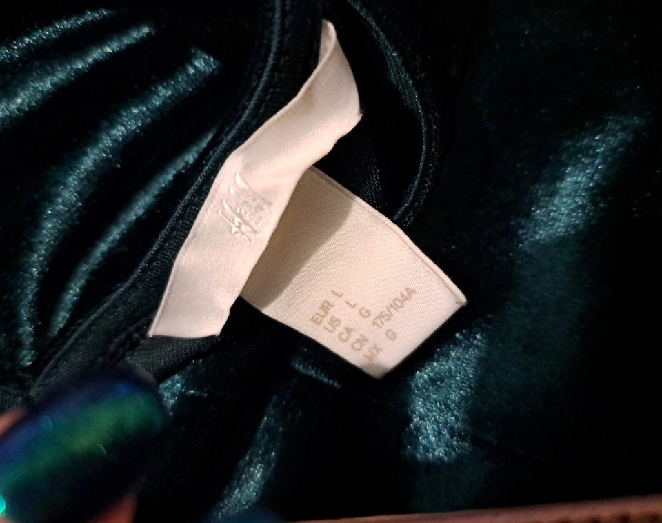 Top H&M Strechy Suave Terciopelo (Terciopelo) Verde  Talla L (18/20) Foto 2 de 2