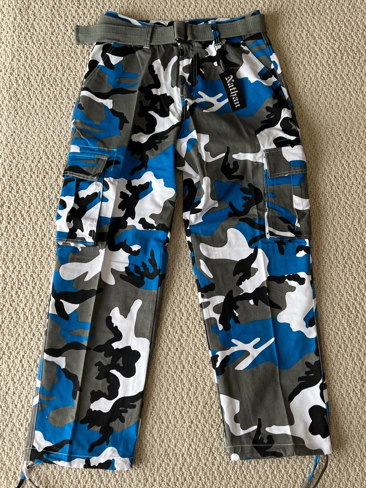 NWT Men's Nathan Blue White Camouflage Camo Belted Cargo Pants ALL SIZES/LENGTHS
Opens in a new wind