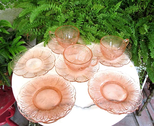JEANNETTE CHERRY BLOSSOM DEPRESSION GLASS ~ 3 CUPS & SAUCERS ~  4  BREAD PLATES
