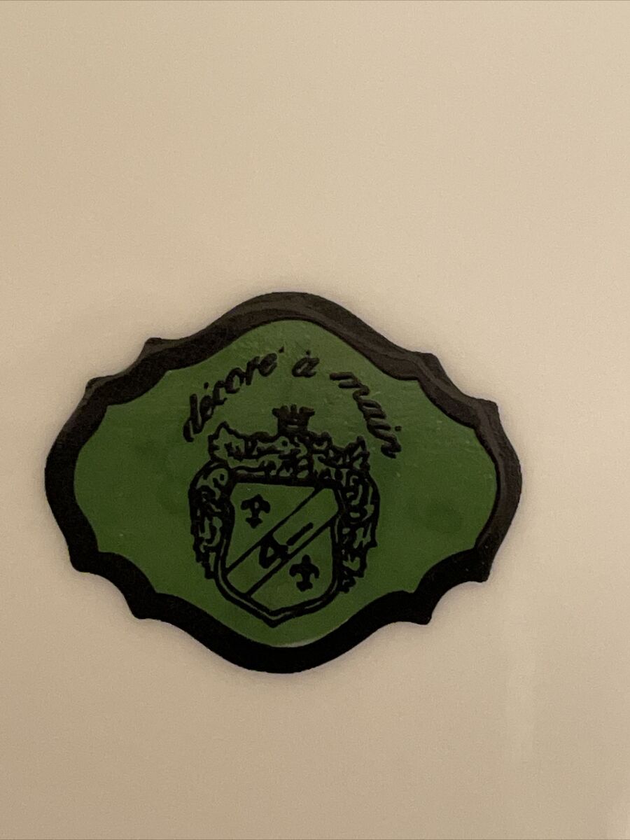 VINTAGE DÉCORE A LA MAIN Limoges Plates FRANCE Green Marks VINTAGE DÉCORE A LA MAIN Limoges Plates FRANCE Green Marks