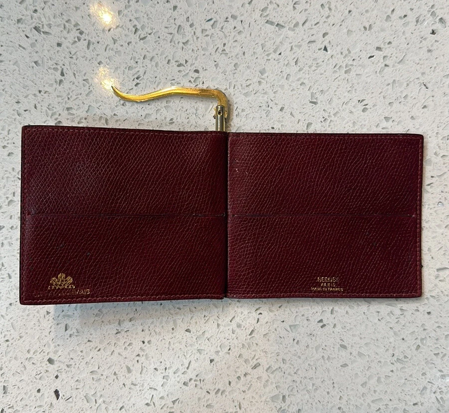 Hermès - Authenticated Wallet - Leather Red for Women, Good Condition