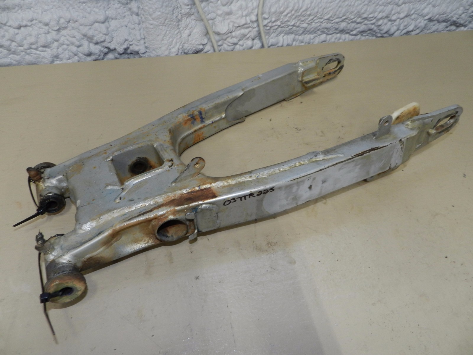 2003 Yamaha TTR 225 Rear Swingarm Suspension Swing Arm TTR225 / 230 TW