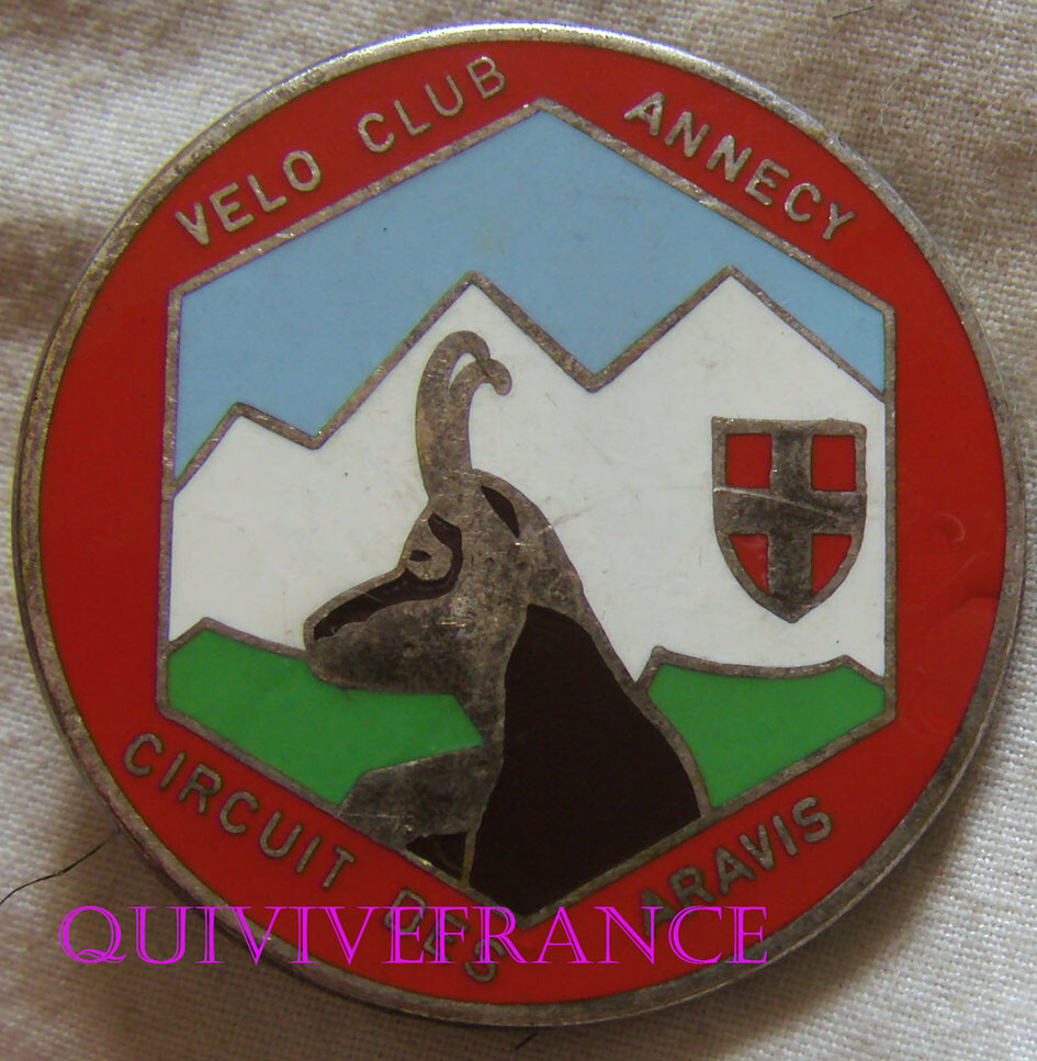 Badge Velo Club D'Annecy - Circuit Des Aravis (pin's Club Français)