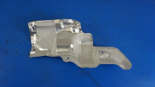 Original VW Tiguan AX1 Hitzeblech Hitzeschutz Lenkgetriebe  5Q1423981F a68443