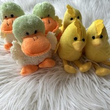 Lote de 6 pollitos y patitos rellenos de 5", 3 ea. Cesta de felpa de Pascua amarilla decoración