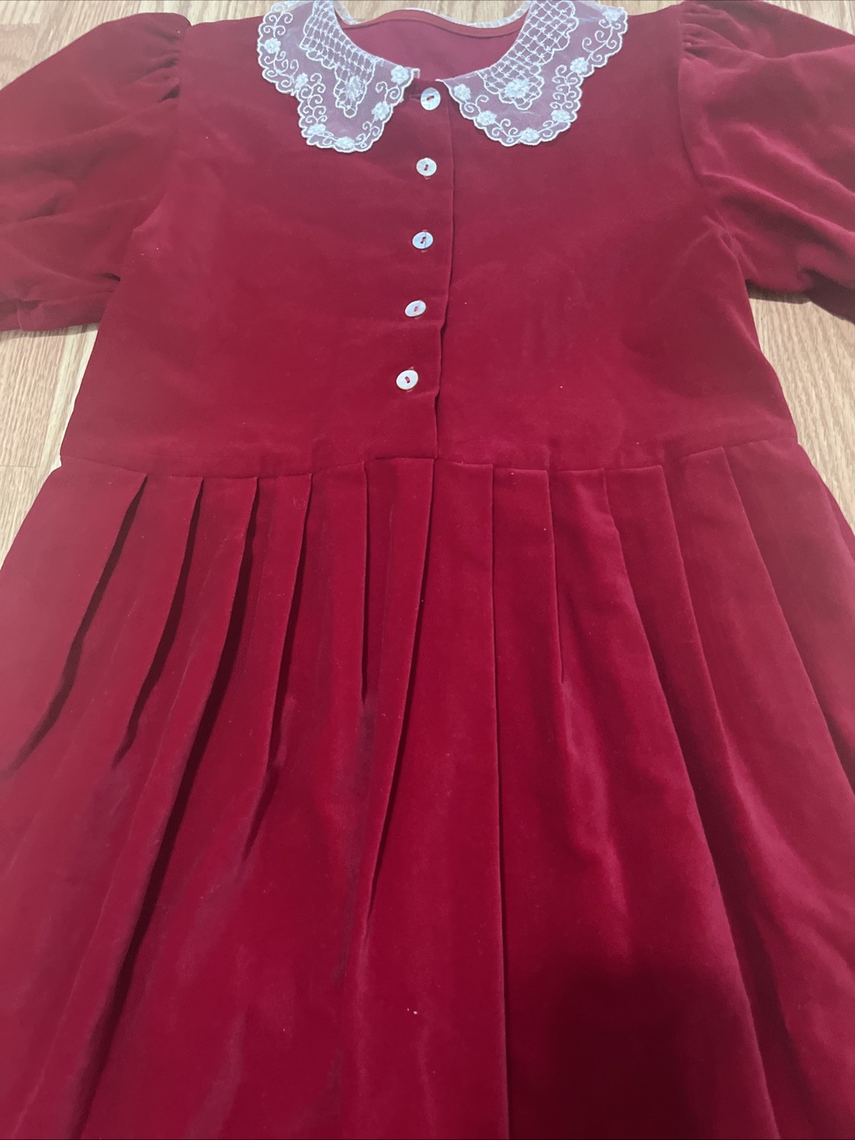 Vintage Dress Red Velvet Holiday S/S With Lace Collar And Hem Size 9-10 (140cm)