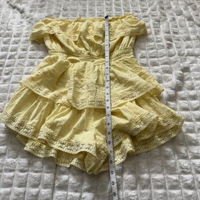 ALTAR&rsquo;D STATE Small Yellow Strapless Lace Trim Ruffled Romper