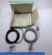 Takex GS-TL2CRS + GS-TR2CRDS Photoelectric Sensor GS Series Takenaka Japan New