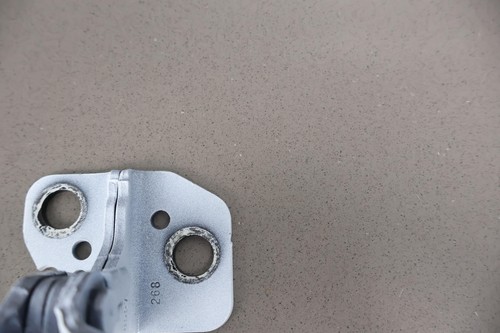 2022-2023 Jeep Grand Wagoneer Front Right Upper & Lower OEM Door Hinges (White) - Picture 3 of 24