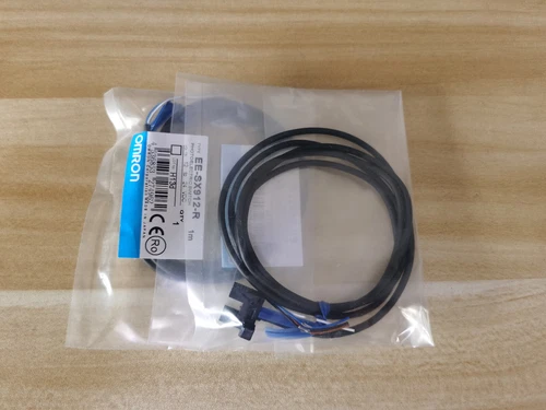 One New Omron EE-SX912-R Photoelectric Sensor EESX912R Free Shipping - Picture 3 of 5