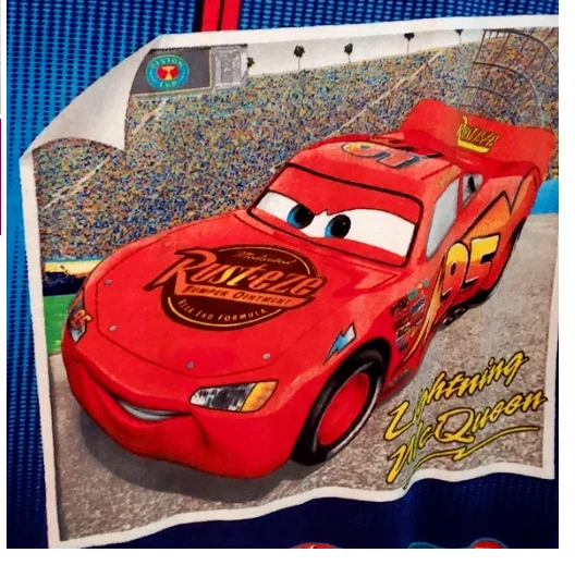 Manta suave de lana Lightning McQueen de Disney Cars 46" x 60" Foto 2 de 4
