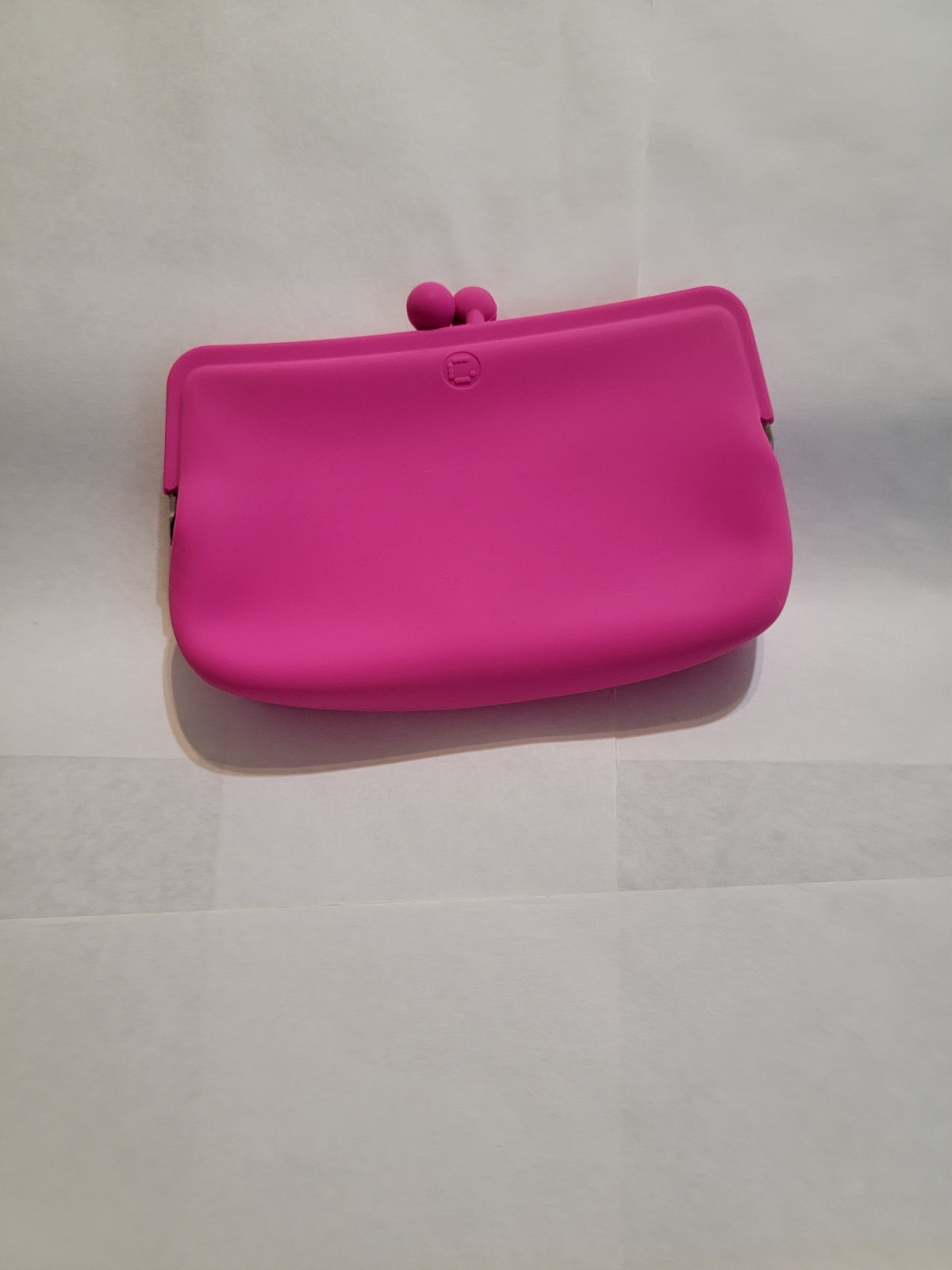 Candy Store Pink Silicone Clutch Purse Cosmetic Pouch Gumball Closure Kisslock
