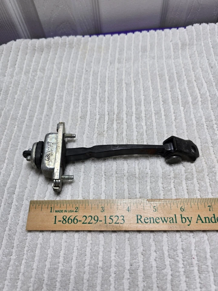 2015 Chevrolet Trax 1.7 TD 2013 RHD alça de verificação da porta dianteira esquerda (U) - Imagem 2 de 4