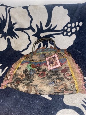 Malina Artisan Victorian Style Lace Handbag Purse Kiss lock Tapestry Clutch NOS
