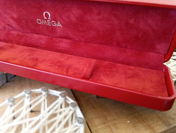 Vintage OMEGA Watch Box - Rare MEISTER Zurich Retailer - 1960s Red Slim Case