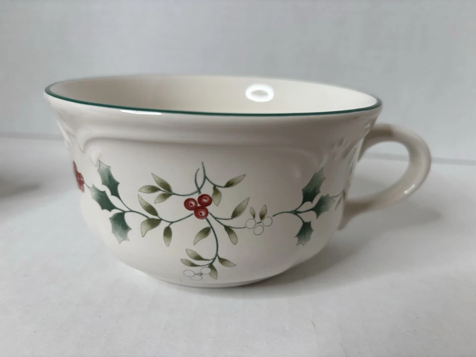 Caneca de sopa Pfaltzgraff Winterberry conjunto de 4 xícaras de Natal - Imagem 4 de 4