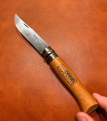 VTG   Opinel No. 08 ~LAME ACIER~ Carbone Folding Pocket Knife, Beechwood Handle