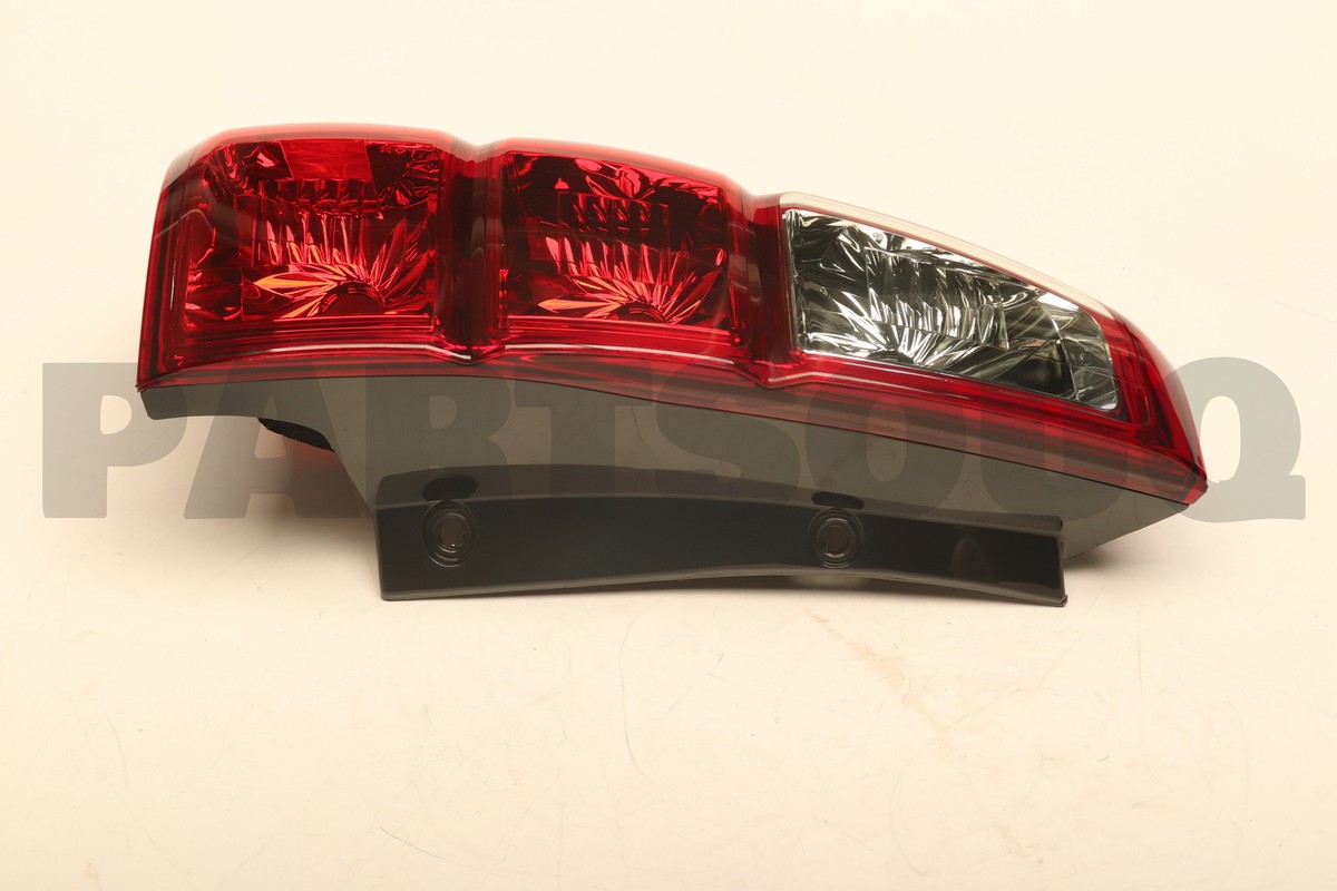 たっちゃん専用 815700K080 GENUINE OEM TOYOTA HILUX LAMP ASSY, CENTER STOP