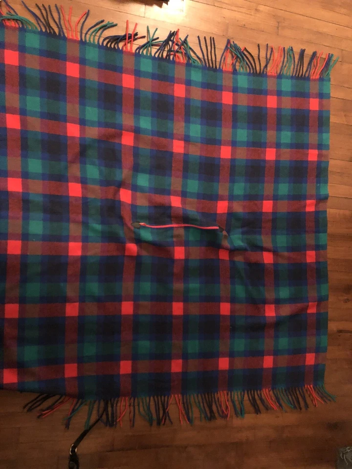 1950’s Pendleton Woolen Mills Red Plaid Fringe 100% Wool Blanket Shawl Vintage - Image 4 of 4