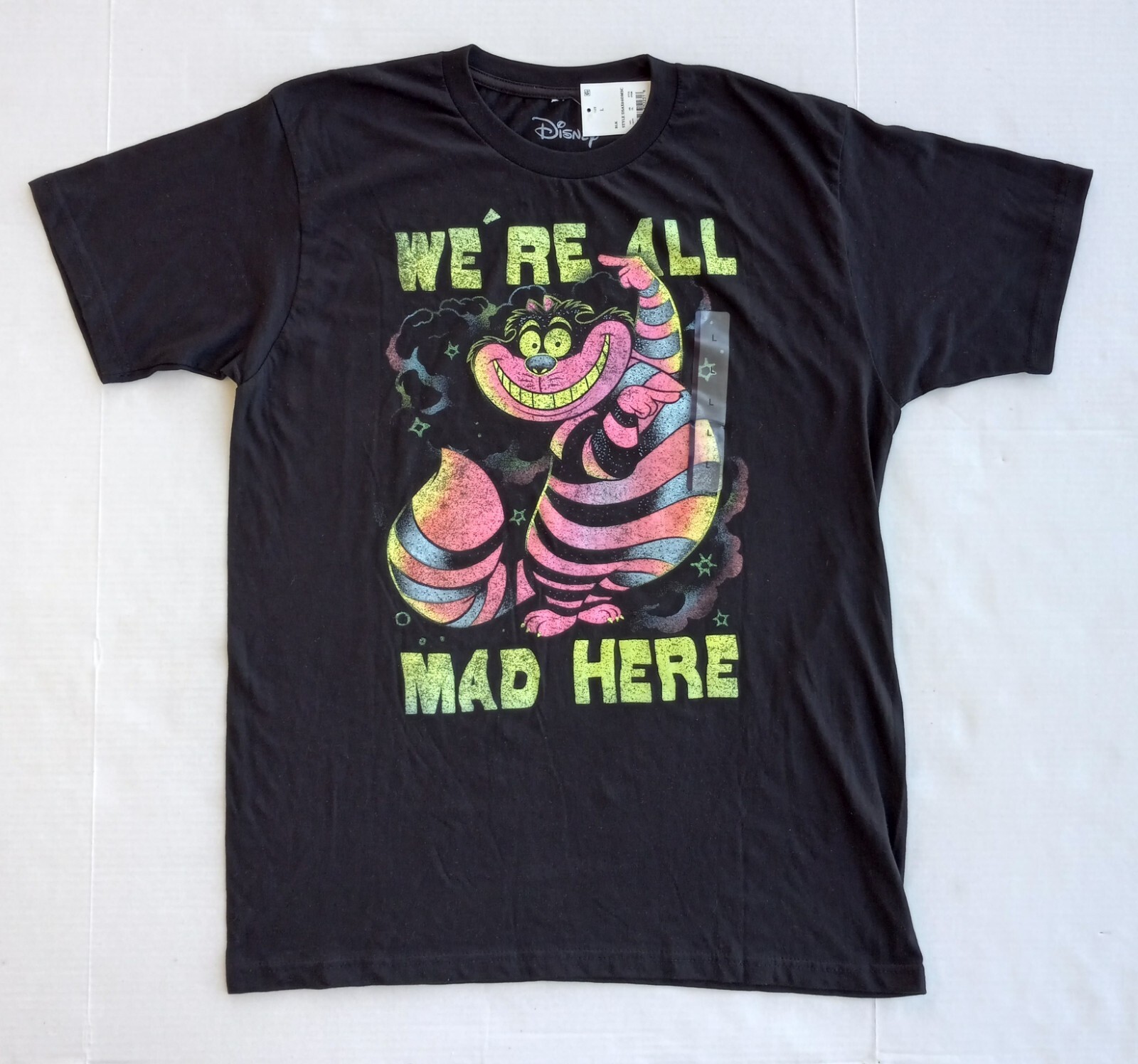 Alice in Wonderland Cheshire Cat We're All Mad Here Graphic Black T-Shirt Size L