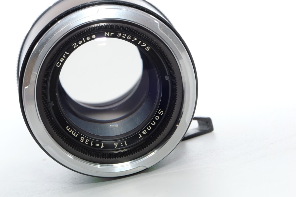 Carl Zeiss CONTAREX Sonnar 135mm F/4 Telephoto Lens. B56-1A Carl Zeiss CONTAREX Sonnar 135mm F/4 Telephoto Lens. B56-1A