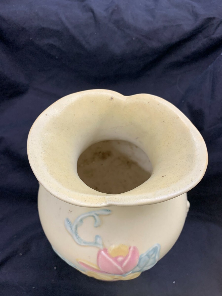 Vintage HULL Pottery Vase All Original Was my Grandmother's 9