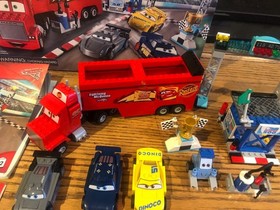 LEGO Juniors 10745 Florida 500 Final Race - Great Shape - RETIRED