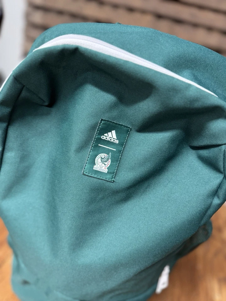 NUEVO CON ETIQUETAS México Adidas Fútbol Fútbol Mochila Bolso Verde Blanco Rojo ⚽️ HP1338 Foto 2 de 4