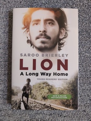 Lion: A Long Way Home Young Readers' Edition - Paperback - GOOD