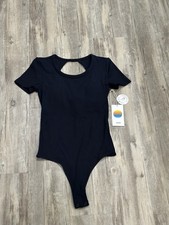 Vuori Women  s Pose Bodysuit SS Black Open back padded XS VW1166 NEW 
