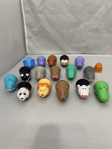 Vintage Tupperware Barnyard Scribblers Animal Shaped Markers Set Of 16