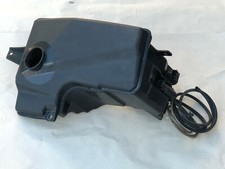 Mazda 6 GG GY Wischwasserbehälter Wasserbehälter Behälter mit Pumpe 855341-054