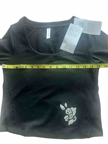 Athleta Shanti Eyelet Top. Small P. Crop Length. Black With Silver Flowers.NWT - Picture 2 of 6