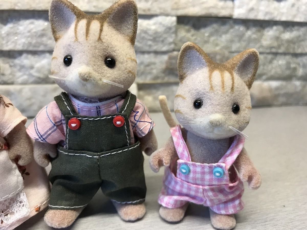 Sylvanian Families Macavity Cat Family Figures RARE Vintage Calico