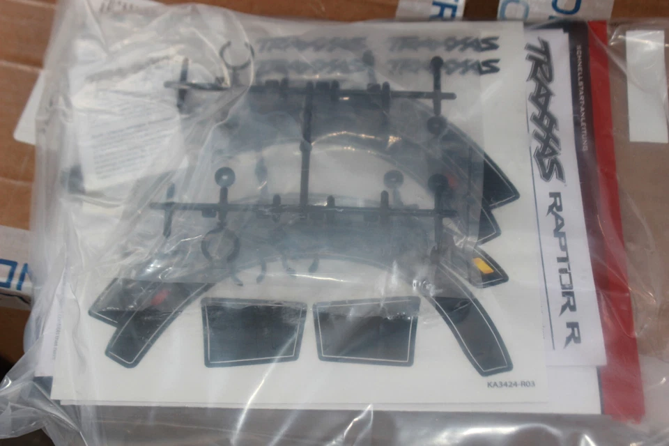 Traxxas 101076 rot  Ford F150 Raptor R 4x4 VXL 1:10 Pro Scale Truck NEU OVP - Bild 4 von 4