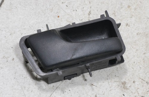 VW Passat 35i Limo Bj 88 Tür Griff Öffner innen Tür vorne LINKS #101107-F329