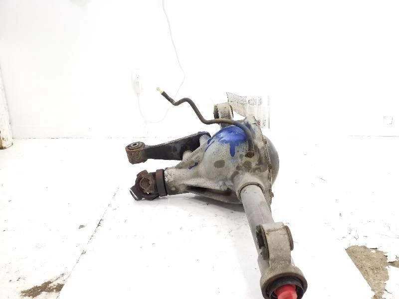 1996-2005 Ford Explorer Front Axle Differential Carrier 3.73 Ratio OEM - Image 4 of 4