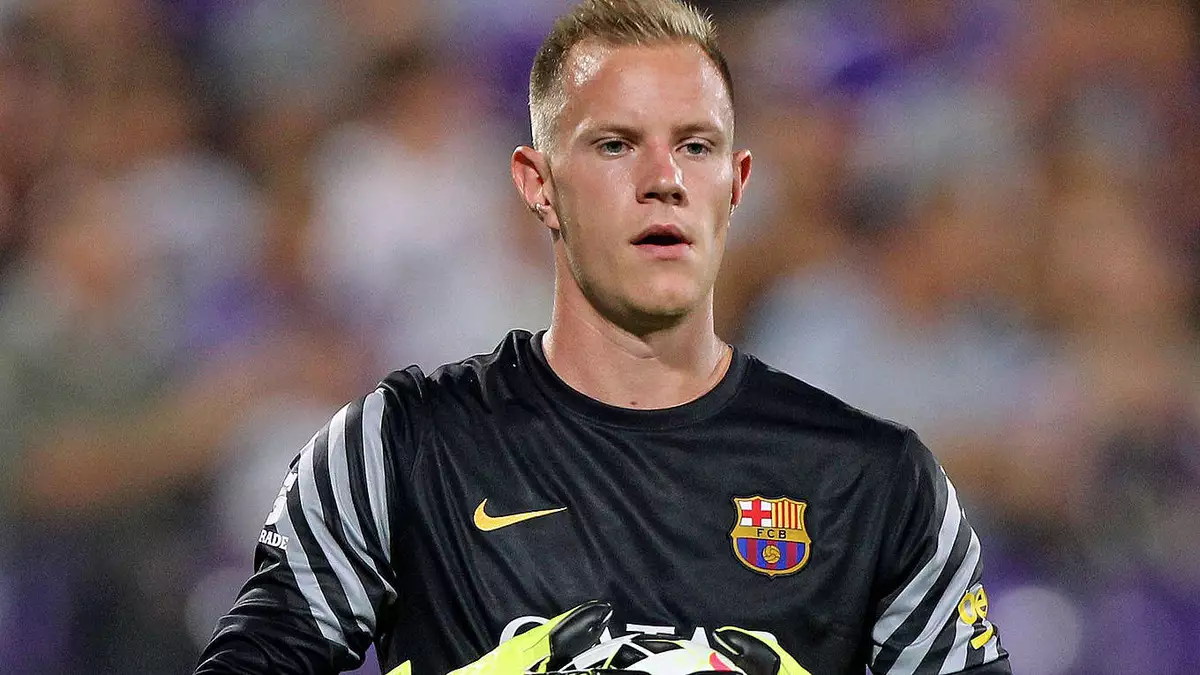 FC BAR A NIKE GOALKEEPER JERSEY 2015 16 FOOTBALL BARCELONA GK SHIRT