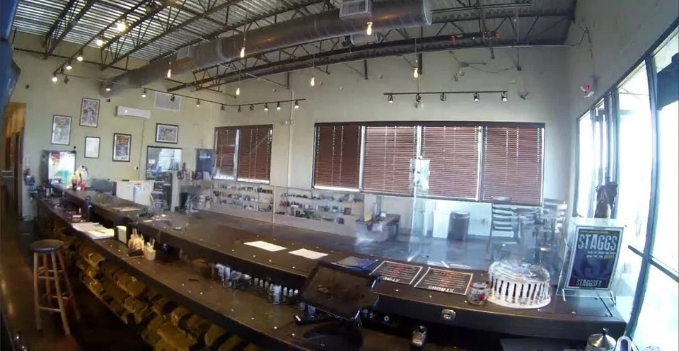 Mostradores de barra estilo vintage hechos a medida Foto 4 de 4