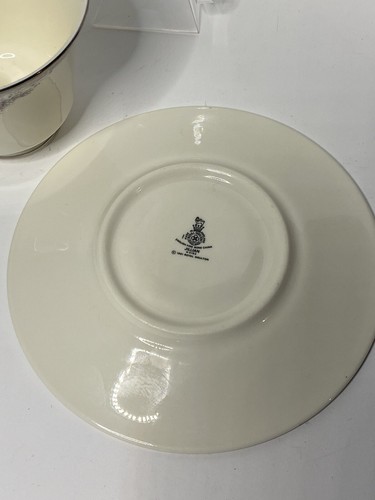 Royal Doulton Jillian H5193 Cup & Saucer Set - Picture 8 of 11