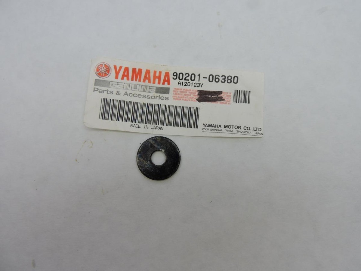90201-06380 NOS Yamaha Plate Washer FZ1S FZ600 RT100 RT180 FZR600