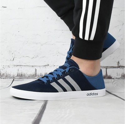 Adidas \