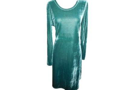 green crushed velvet dress Emerald Crushed Velvet Angle Dress – Jennafer Grace main image 0