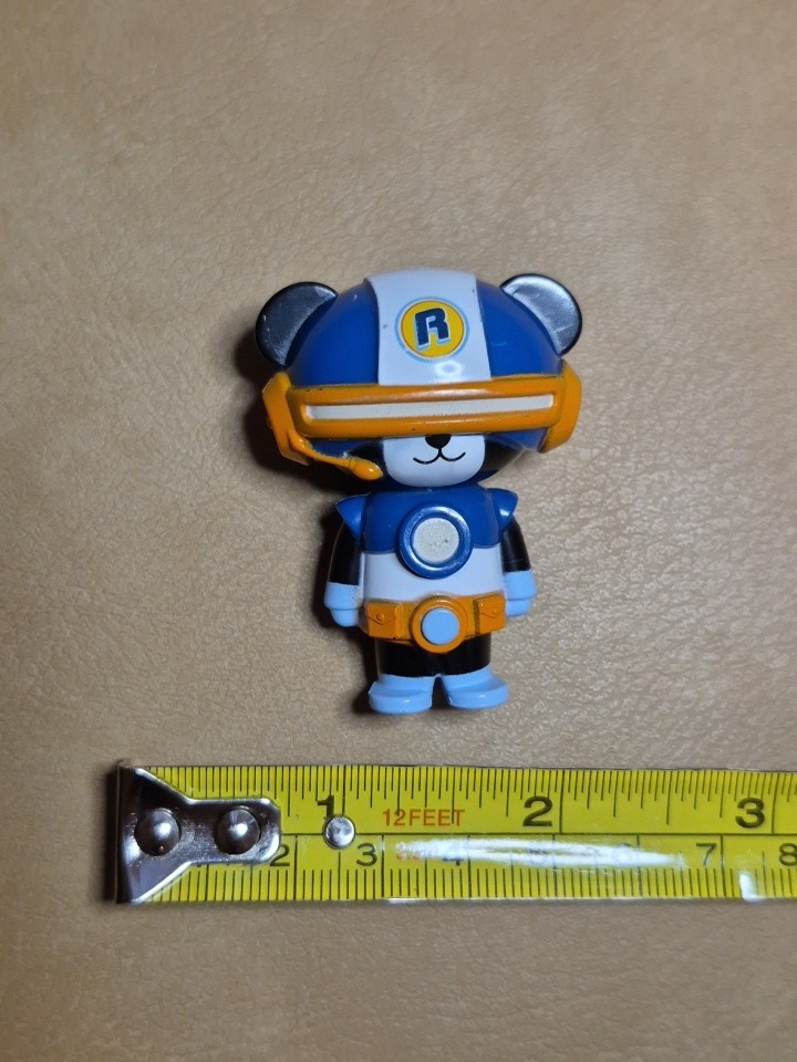 Picture 1 of 9