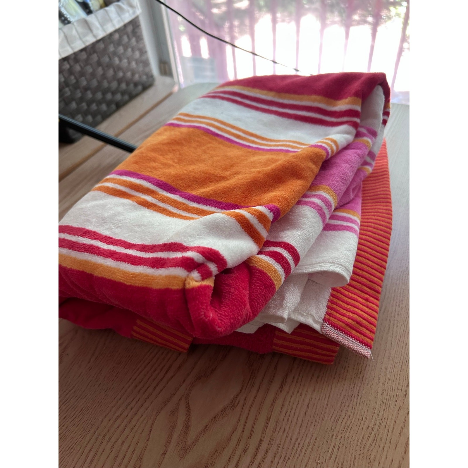 Cotton Pink Red White Orange 40&rdquo;x72&rdquo;
