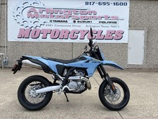 2025 Suzuki DR-Z 4SM 