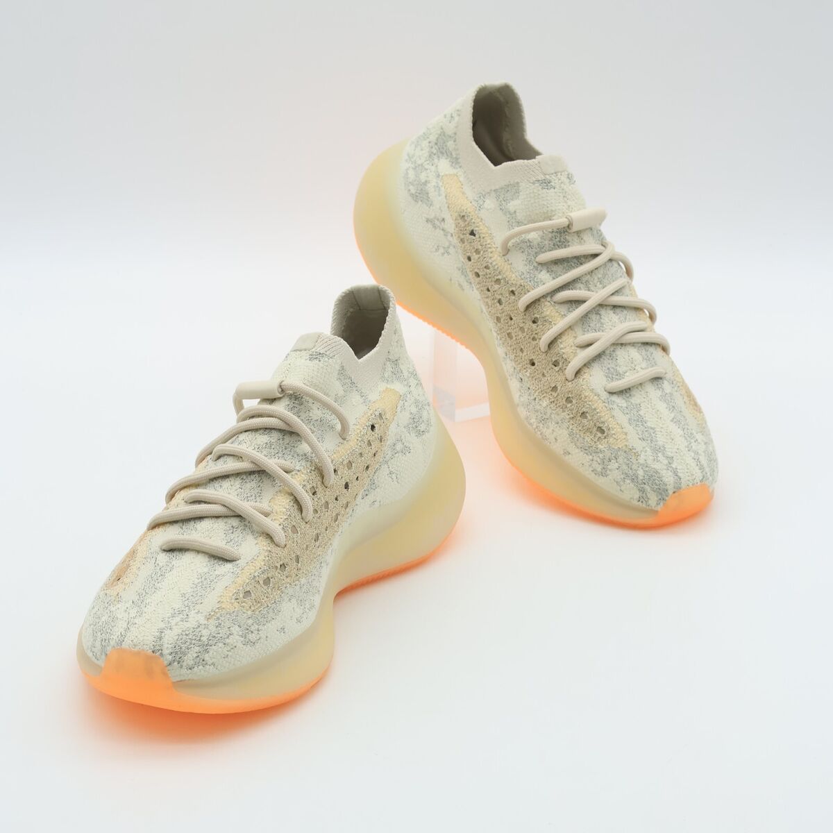 GY2649 adidas Yeezy Boost 380 Yecoraite Reflective Beige GY2649 adidas Yeezy Boost 380 Yecoraite Reflective Beige