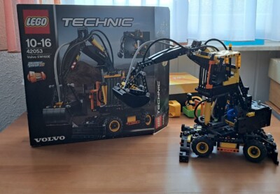 LEGO TECHNIC: Volvo EW 160E Bagger (42053) inkl. OVP Anleitung Stickerbogen