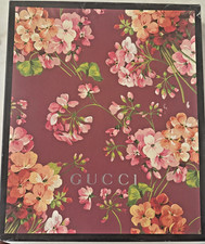 Gucci GG Logo / Cherry Blossom Wool Scarf .AUTHENTIC   Tag came off but in box